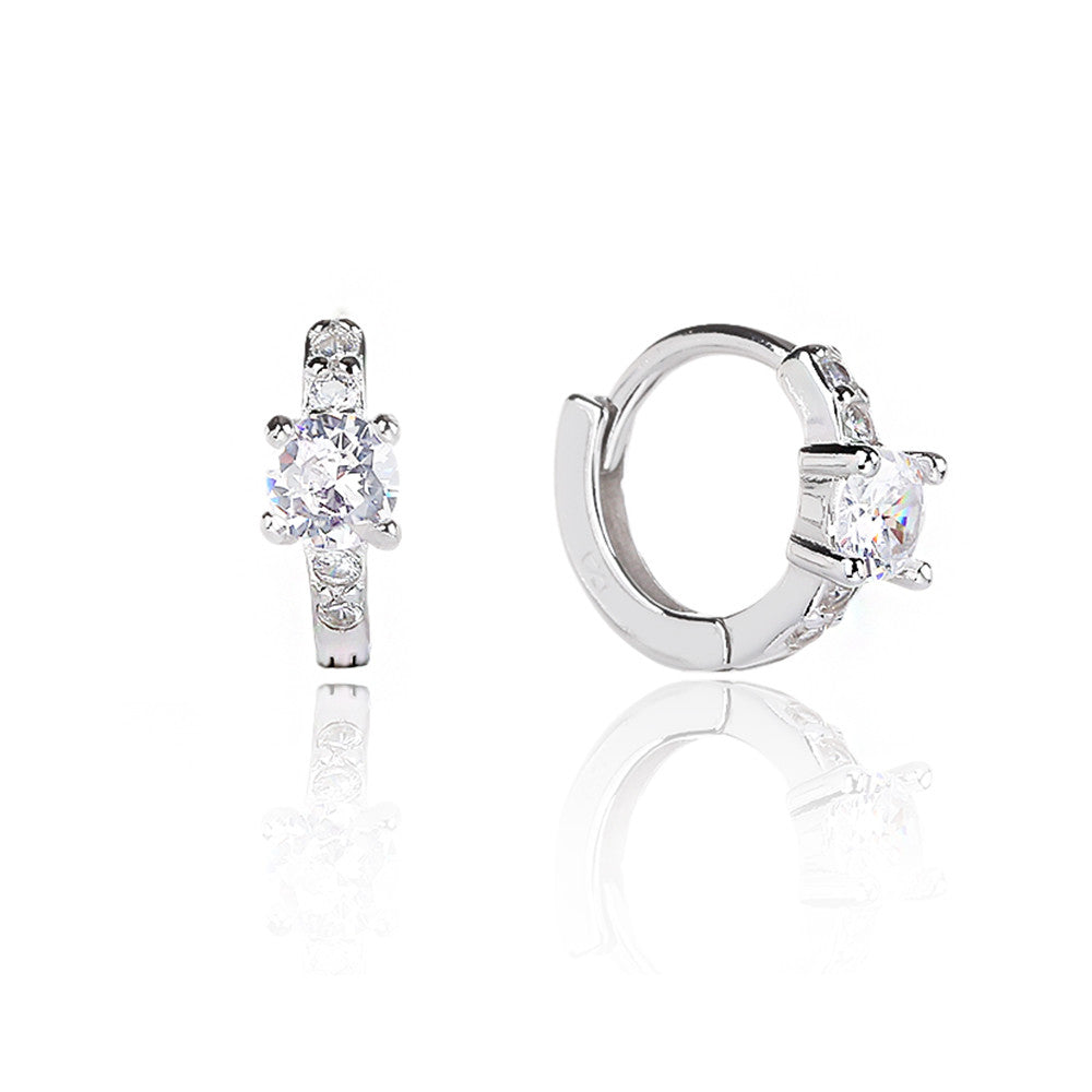 עגילי מאיה- עגילים צמודים מכסף 925 עם אבן זירקון מרכזית